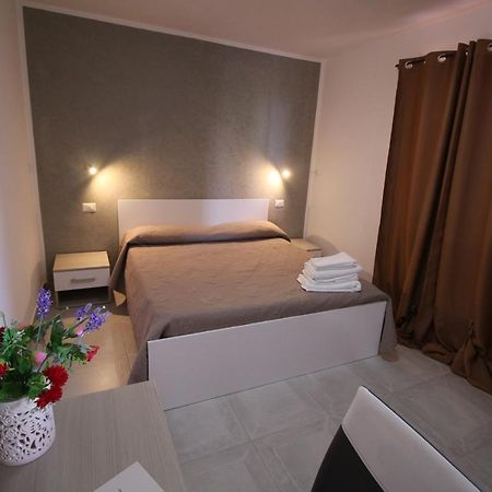 Chiaro Di Luna Apartment Santa Domenica  Ngoại thất bức ảnh