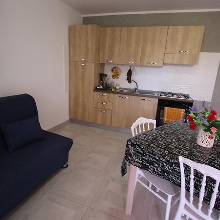 Chiaro Di Luna Apartment Santa Domenica  Phòng bức ảnh