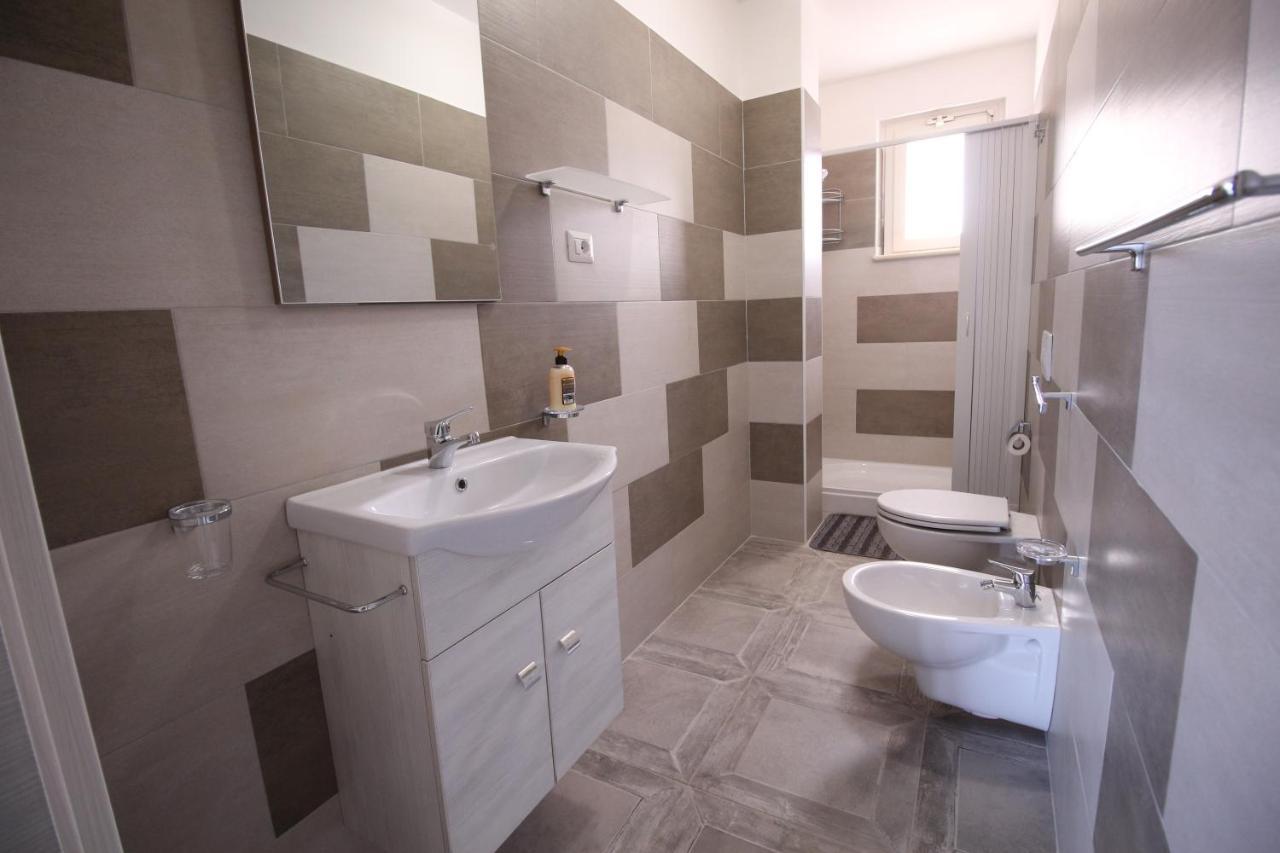 Chiaro Di Luna Apartment Santa Domenica  Ngoại thất bức ảnh