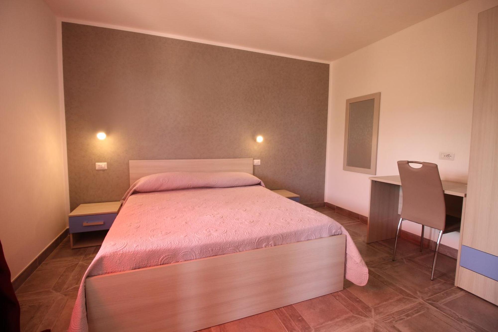 Chiaro Di Luna Apartment Santa Domenica  Phòng bức ảnh