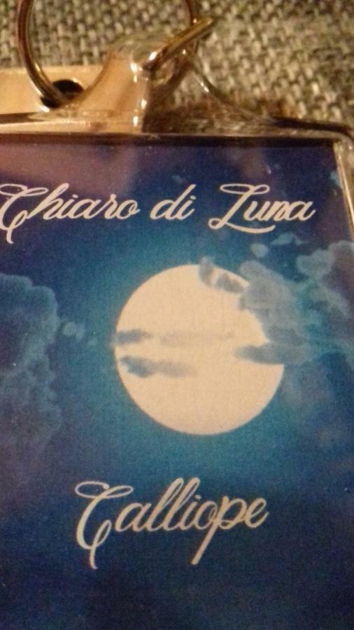 Chiaro Di Luna Apartment Santa Domenica  Phòng bức ảnh